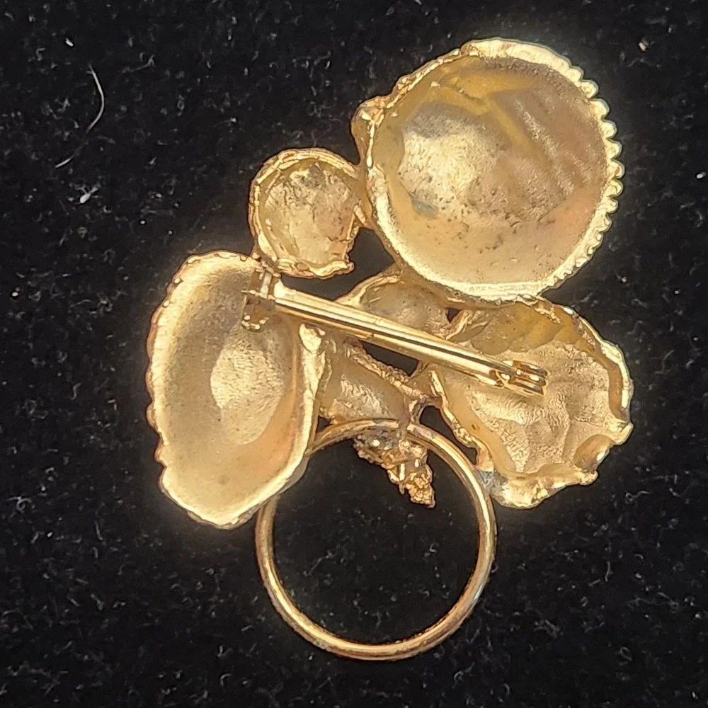 Vintage Gold Tone Sea Shell Brooch Scarf Slide Nautical Coastal Scallop Conch